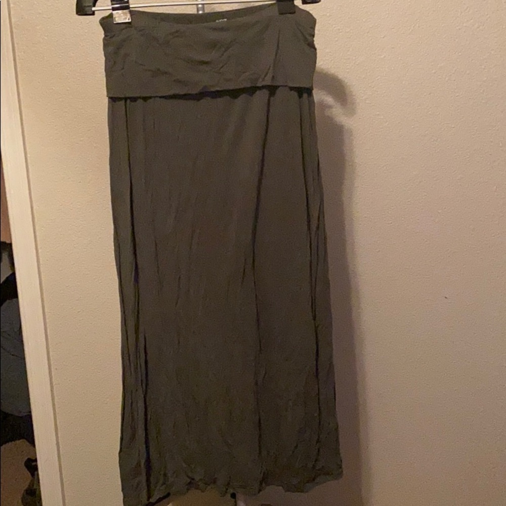 A.N.A. Green Fold Over Maxi Skirt Size L
